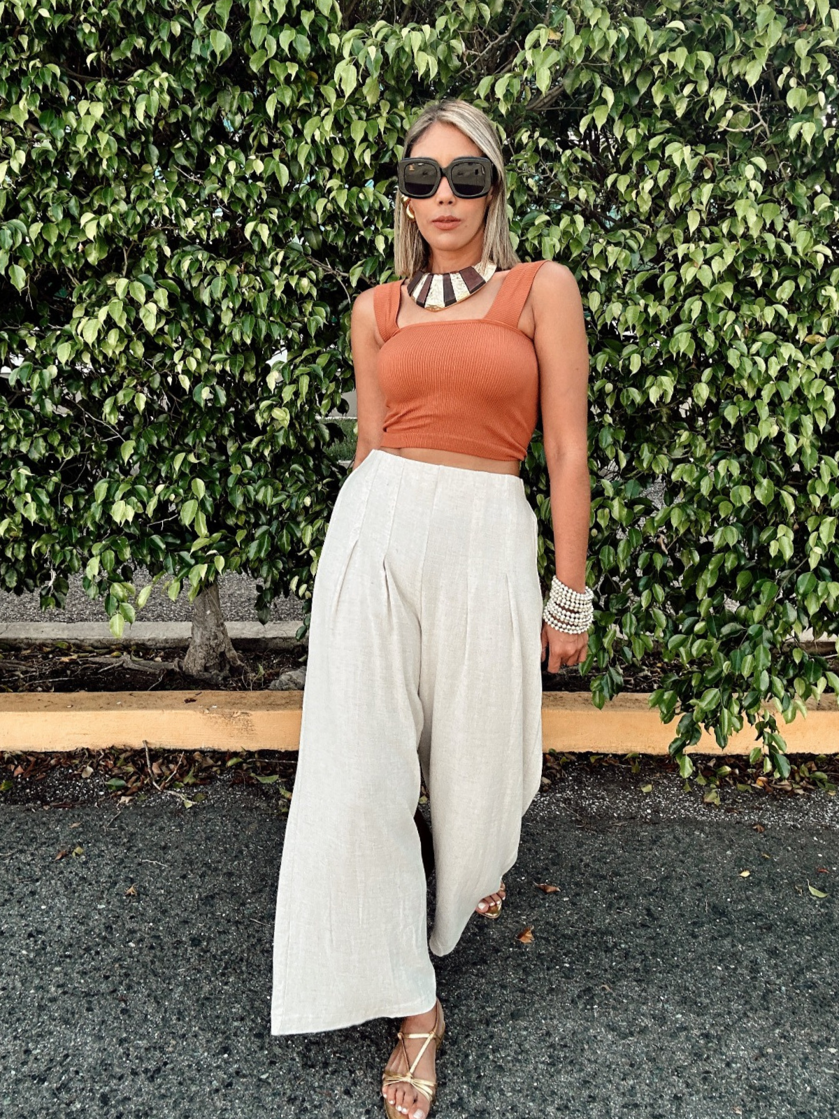 Pleated Cropped Palazzo Linen Pants