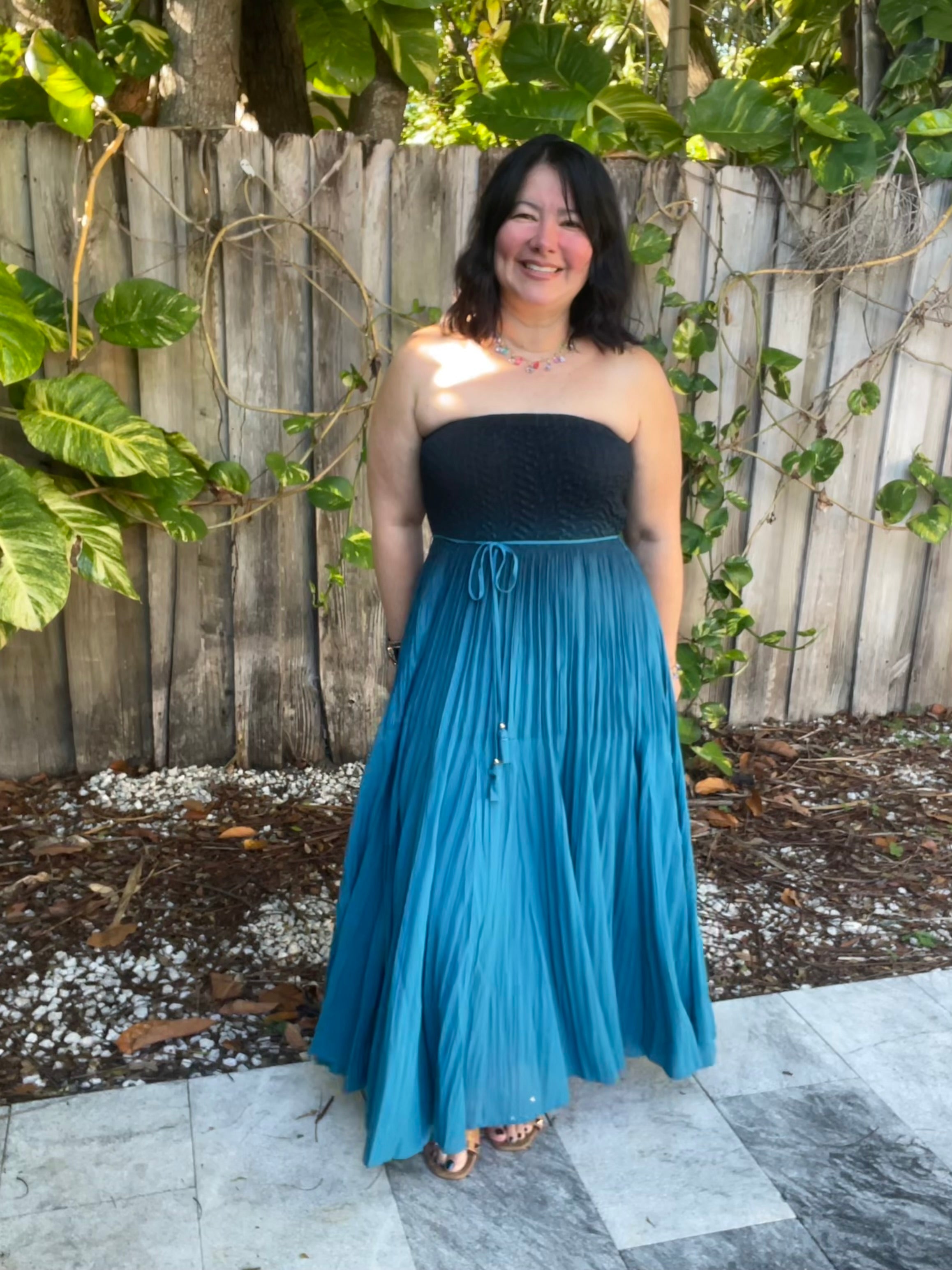 The Can’t Stop Looking Midi Dress