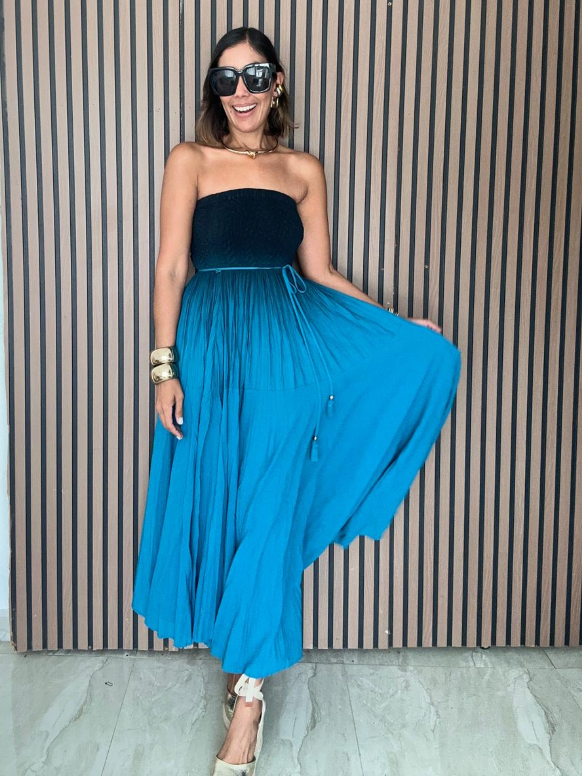 The Can’t Stop Looking Midi Dress