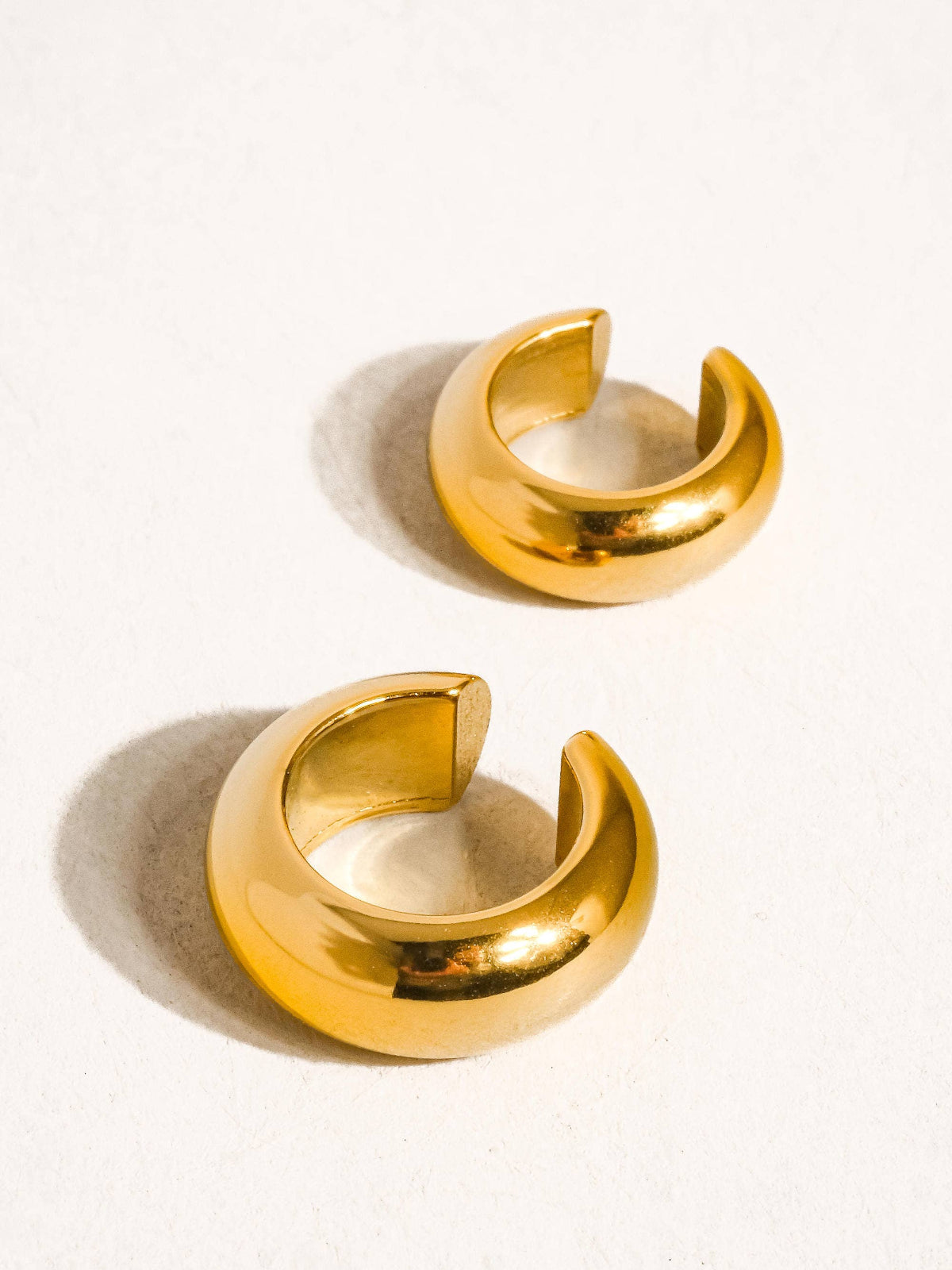 Enzo 18K Gold Non-Tarnish Small Ear Cuff (Set of 2)