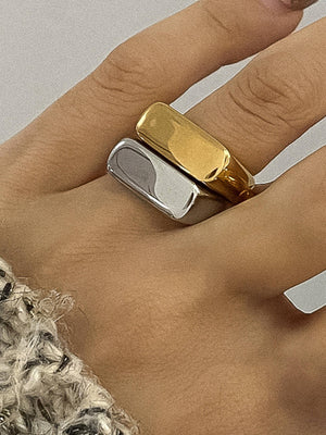 Glayce Classic Signet Ring