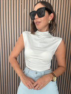 Contour Chic Crop Top
