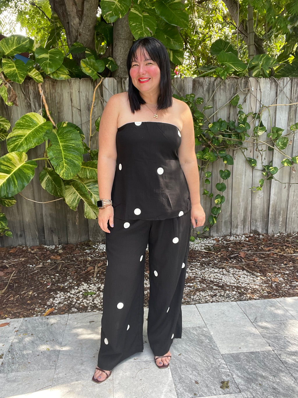 The Red Lip & No Plans Top and Pants Set