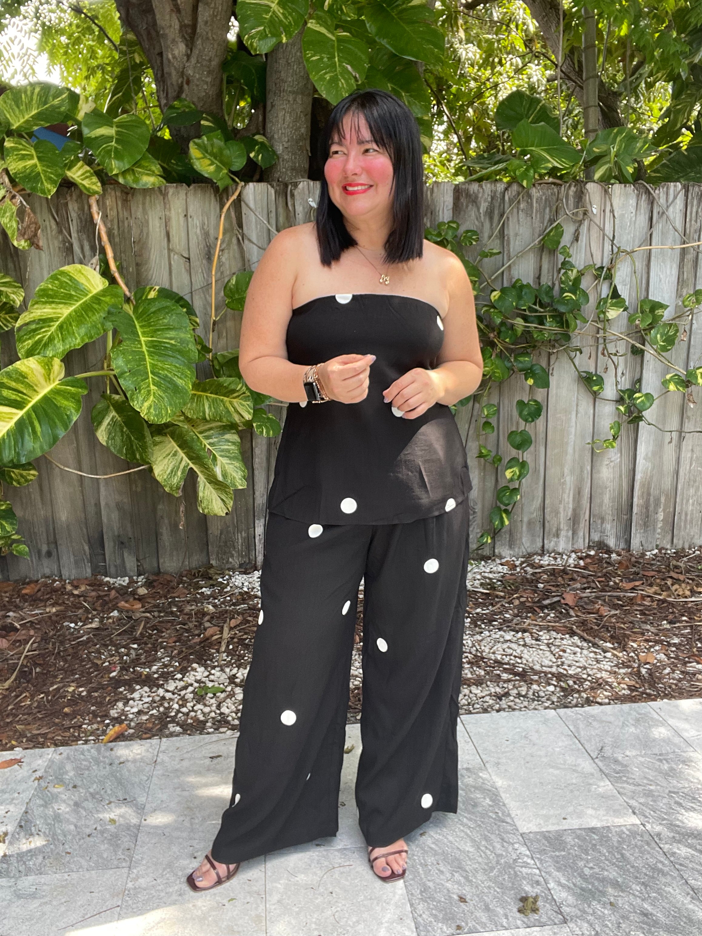 The Red Lip & No Plans Top and Pants Set