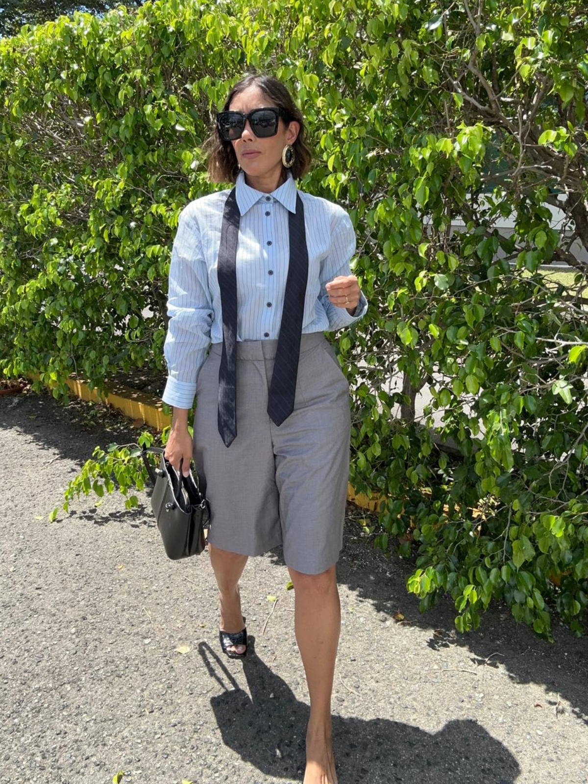 Right on Cue Bermudas