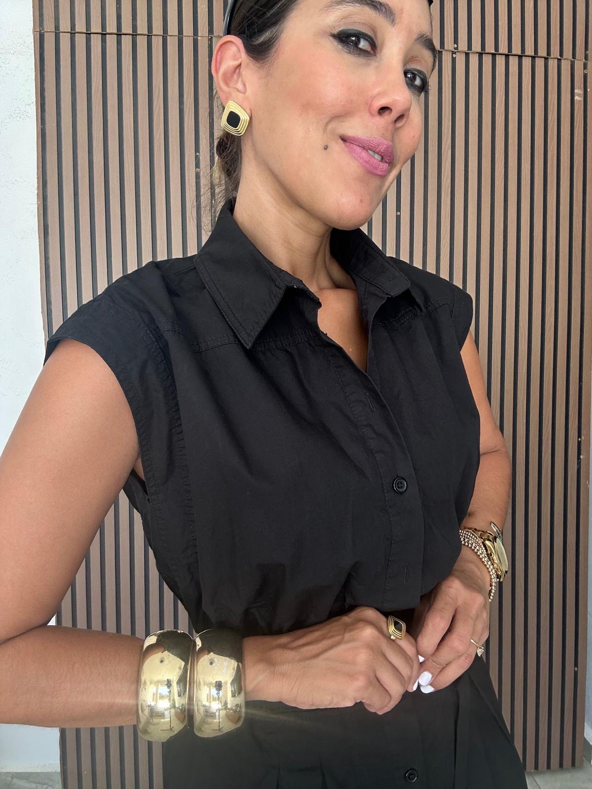 Solenne 18K Gold Non-Tarnish Enamel Square Earrings