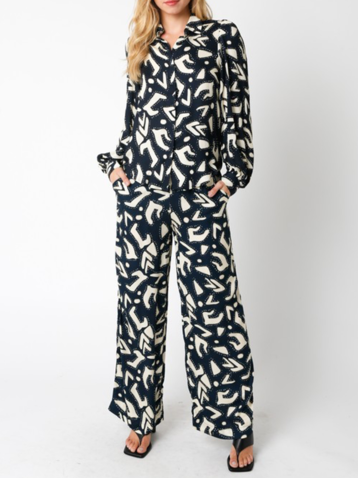 Dalys Abstract Button-Down Blouse