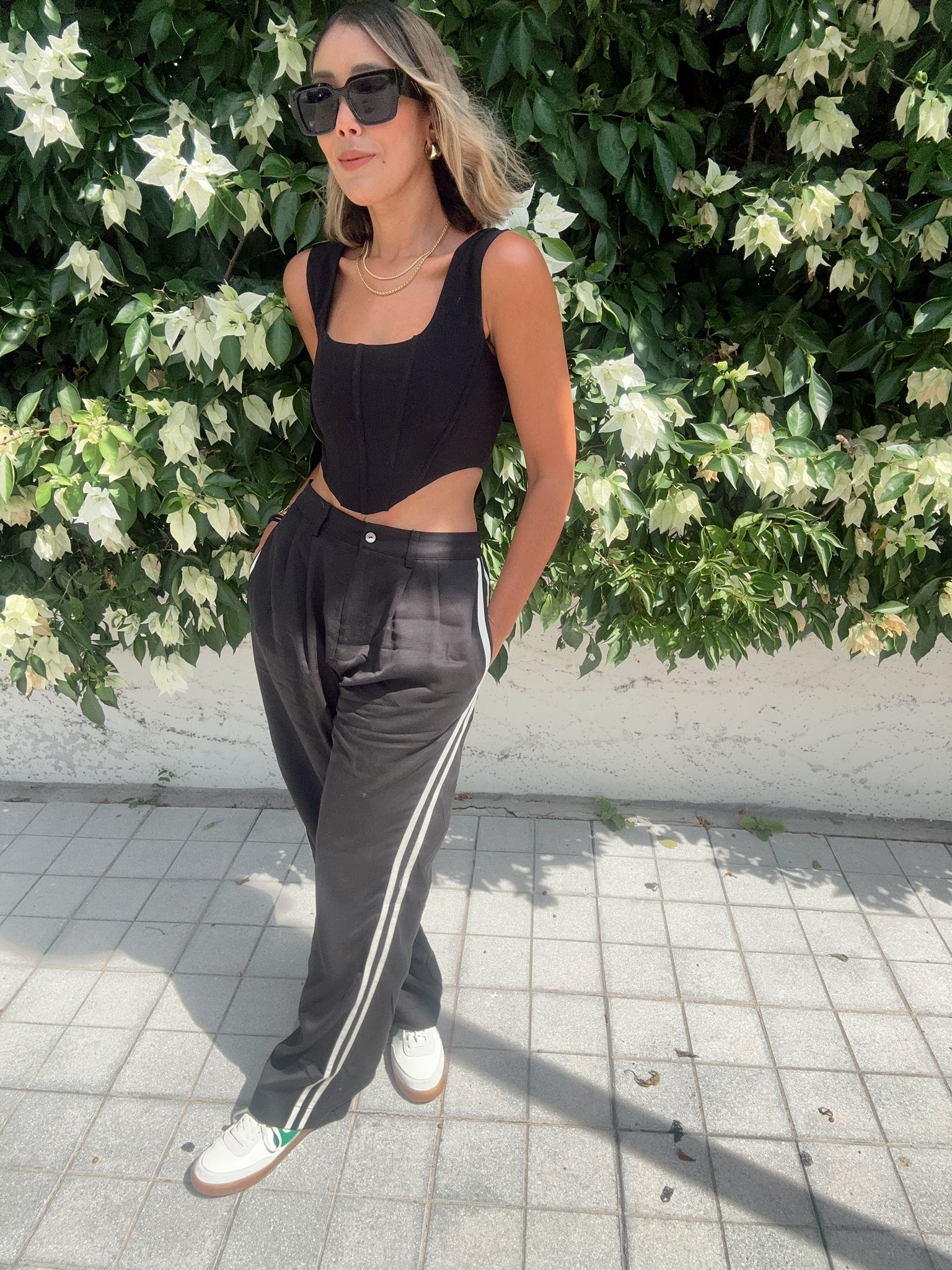 Contrasting Sides Stripes Relaxed Fit Pants MCBoutique