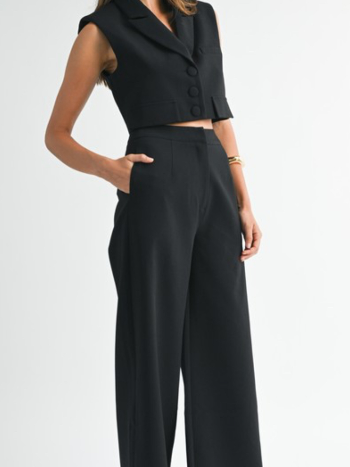 The CEO Short Vest And Long Pants Set