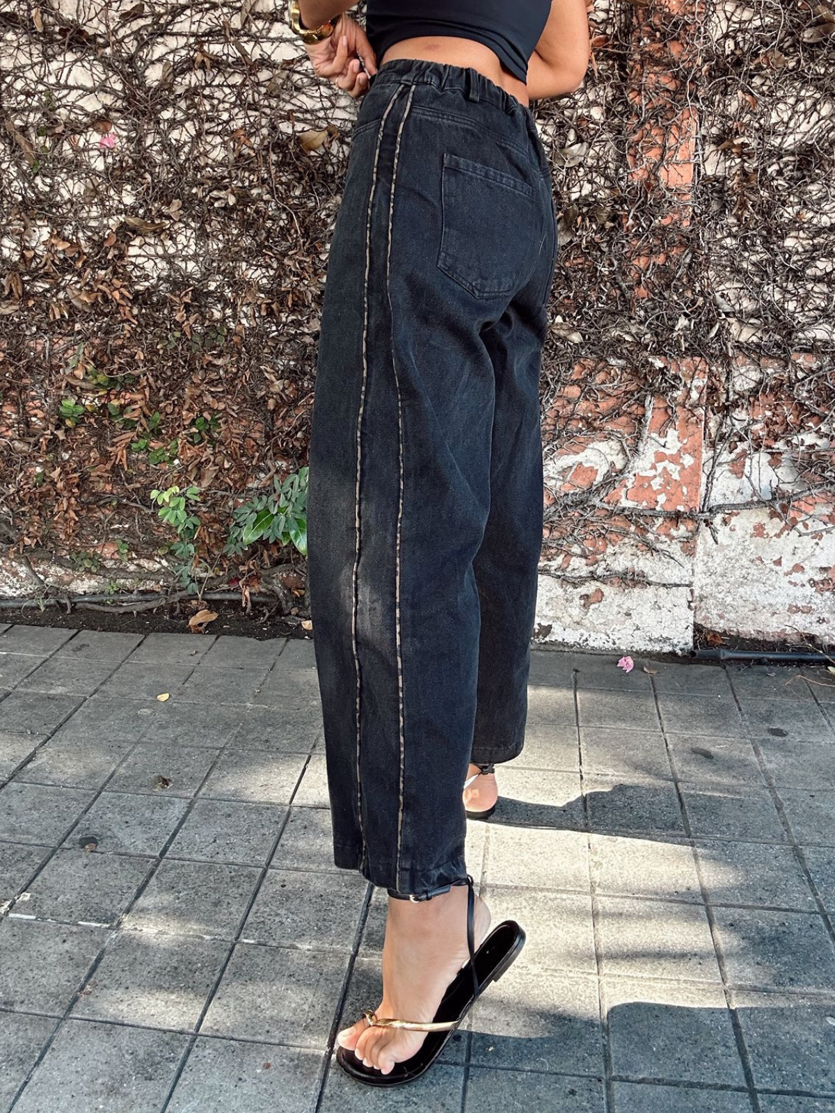 Savage Trail Barrel Jeans