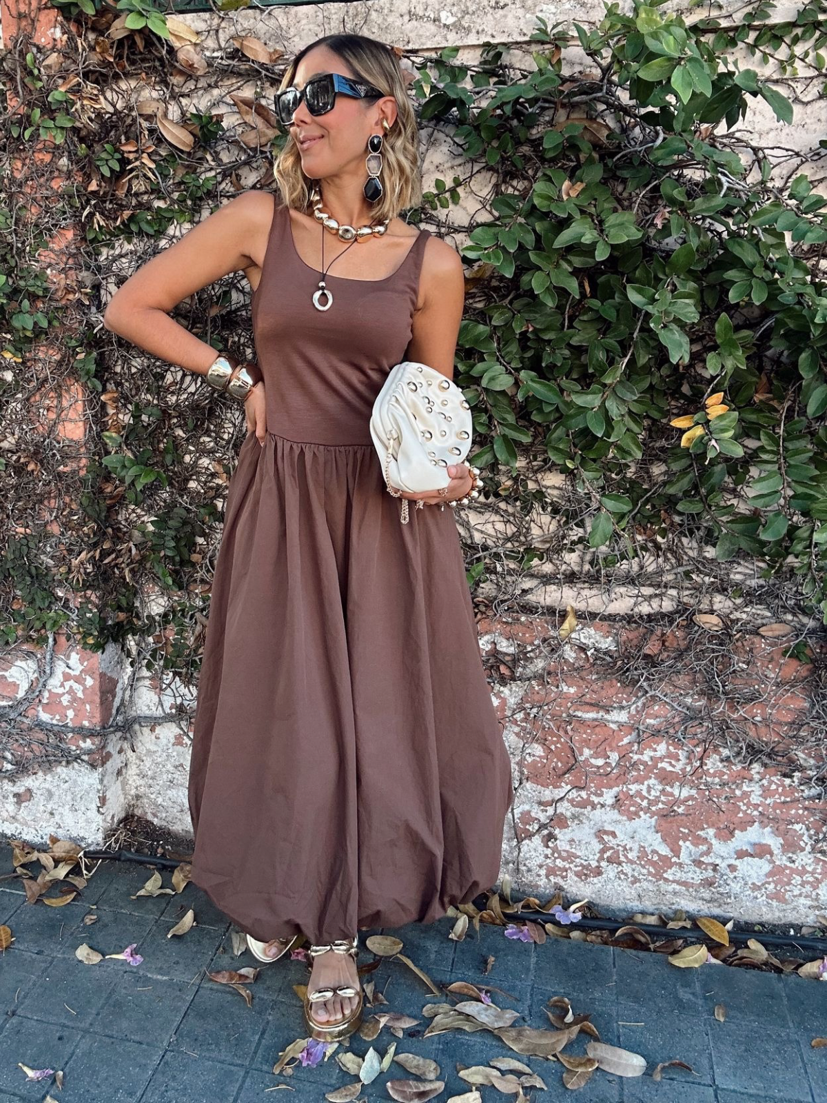 The Mocha Mousse Balloon Hem Midi Dress