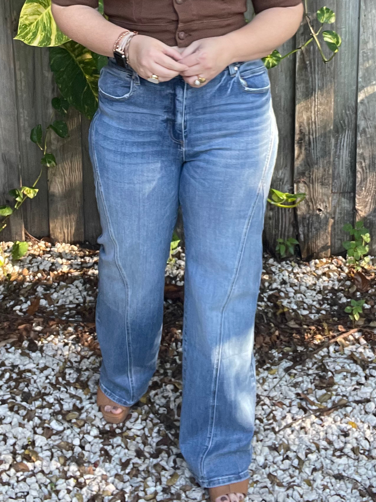 Offbeat Edge Straight Leg Jeans