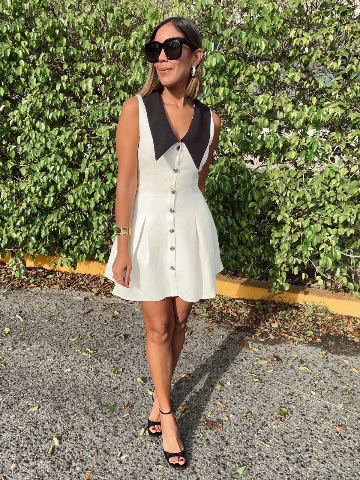 Élodie Contrast Collar Mini Dress