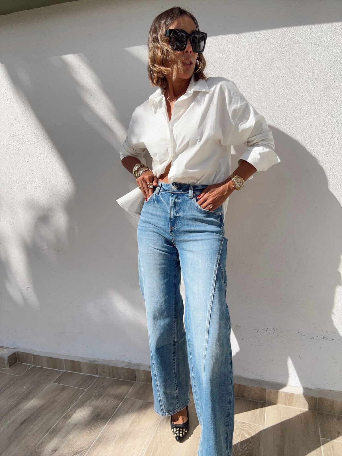 Offbeat Edge Straight Leg Jeans