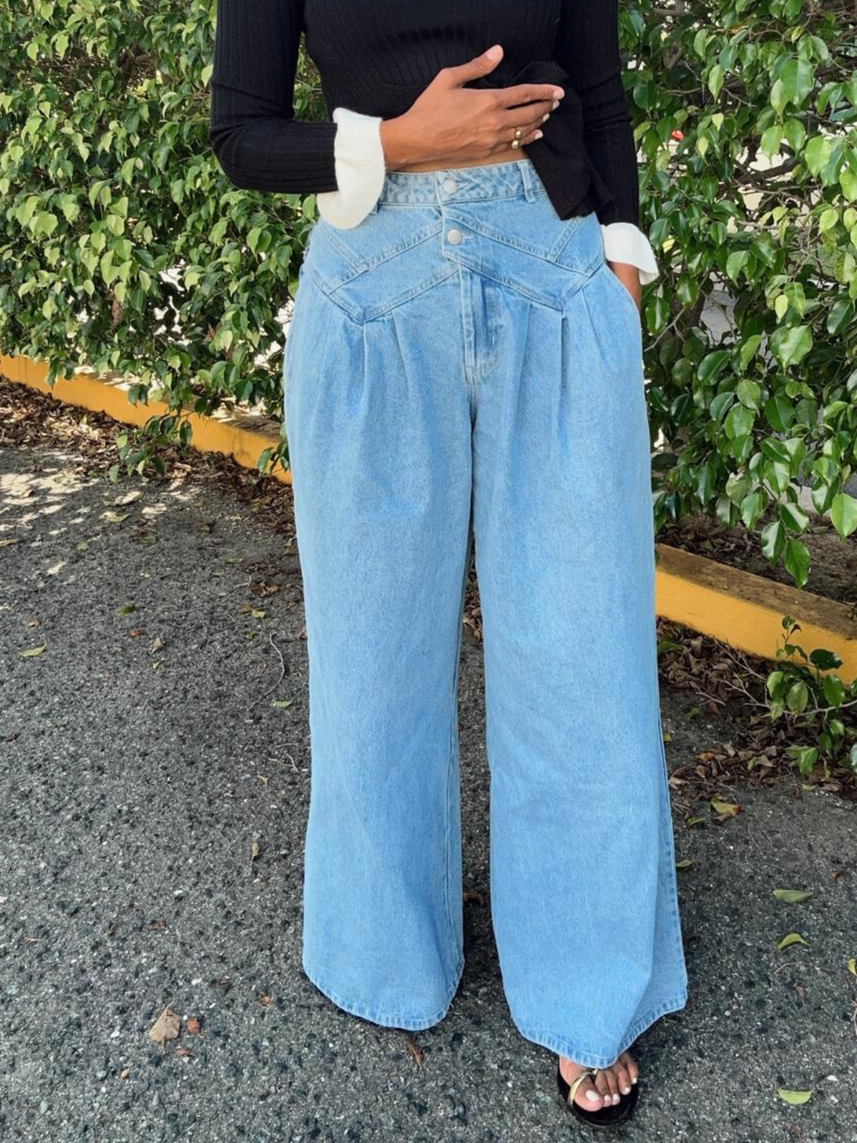 Icon Status Wide Leg Jeans
