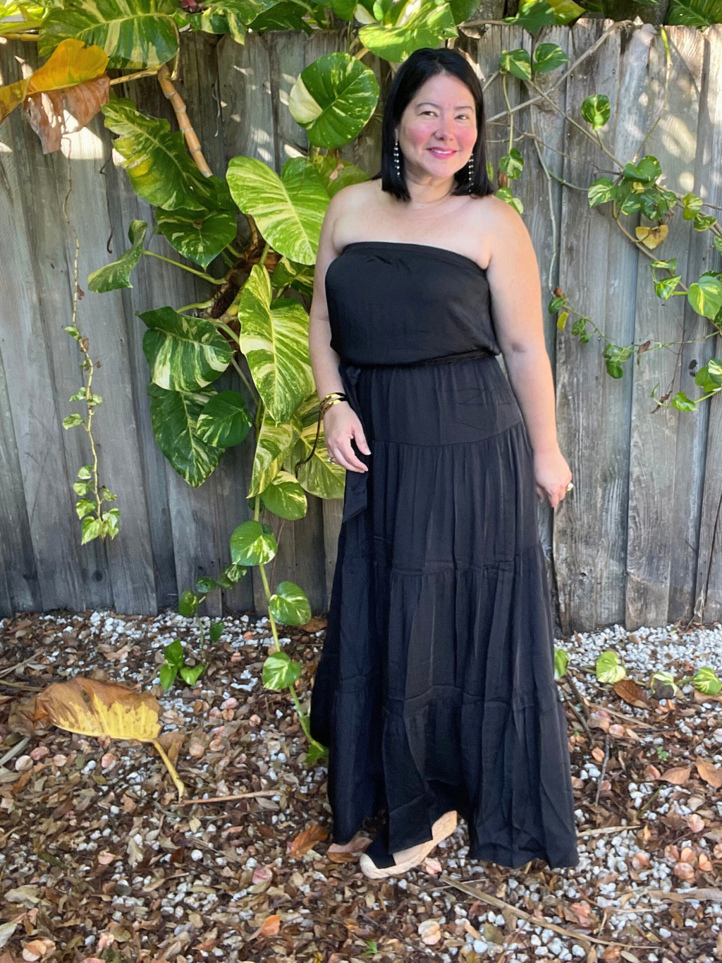 La Vie en Noir Maxi Dress