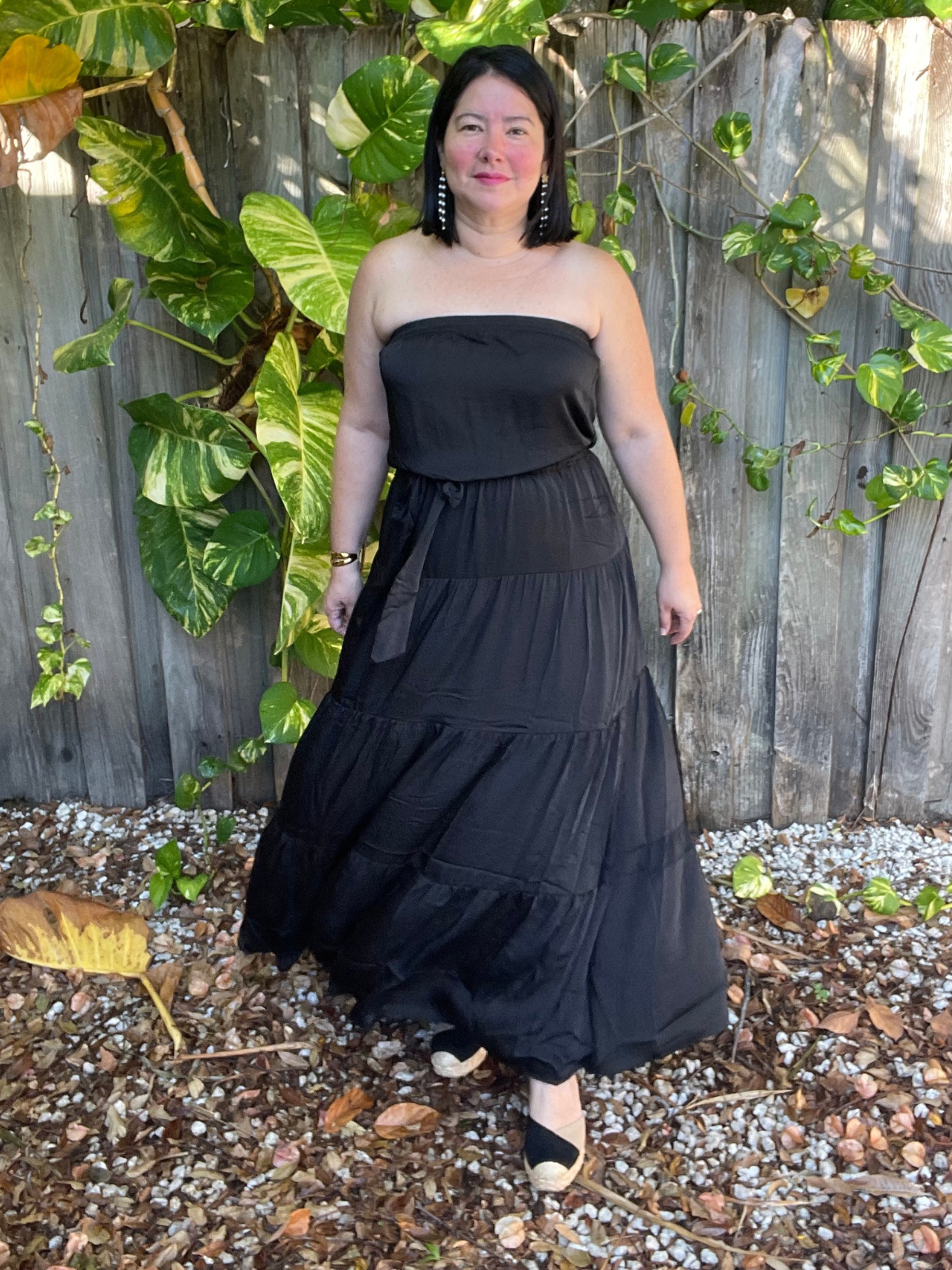 La Vie en Noir Maxi Dress