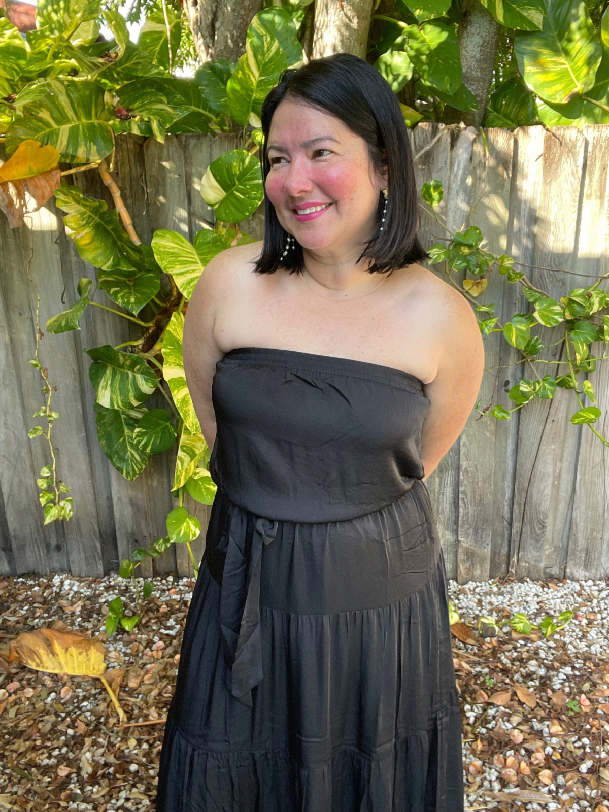 La Vie en Noir Maxi Dress