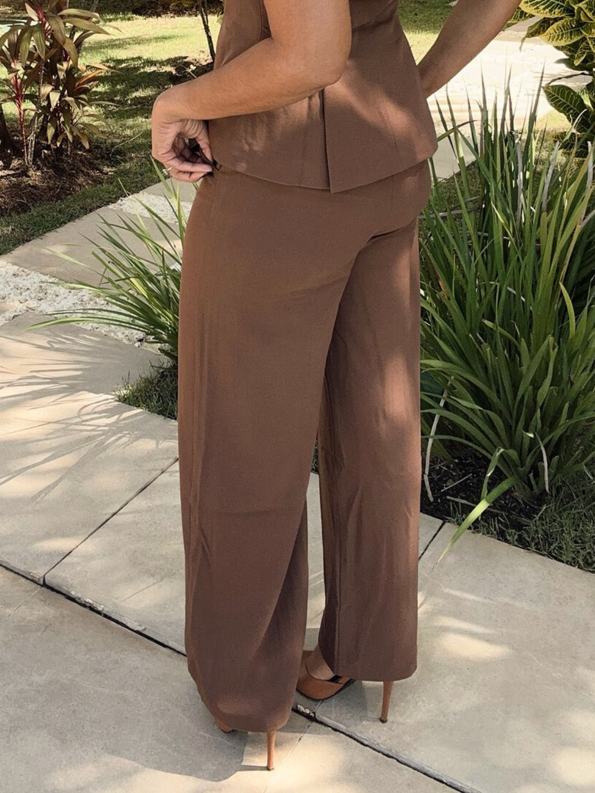 The Atelier Contour Pants