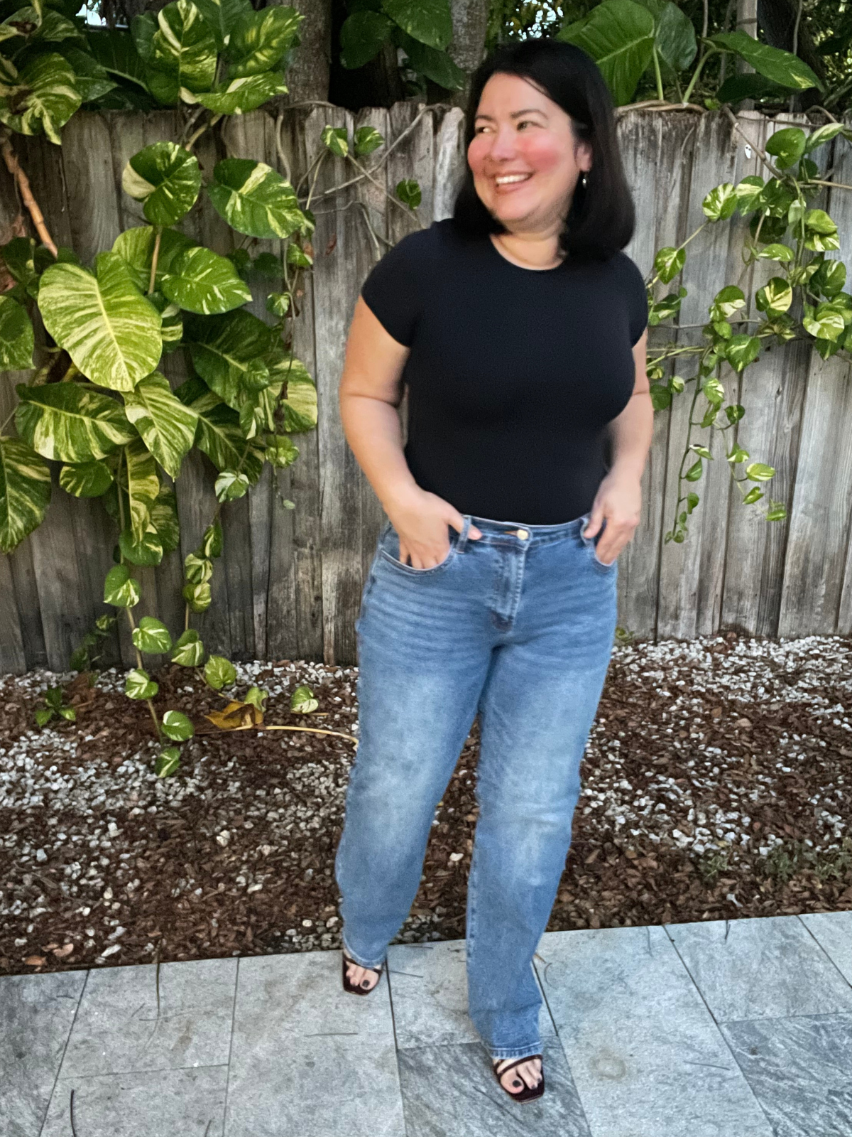 Back to 90s Slim Baggy Jeans