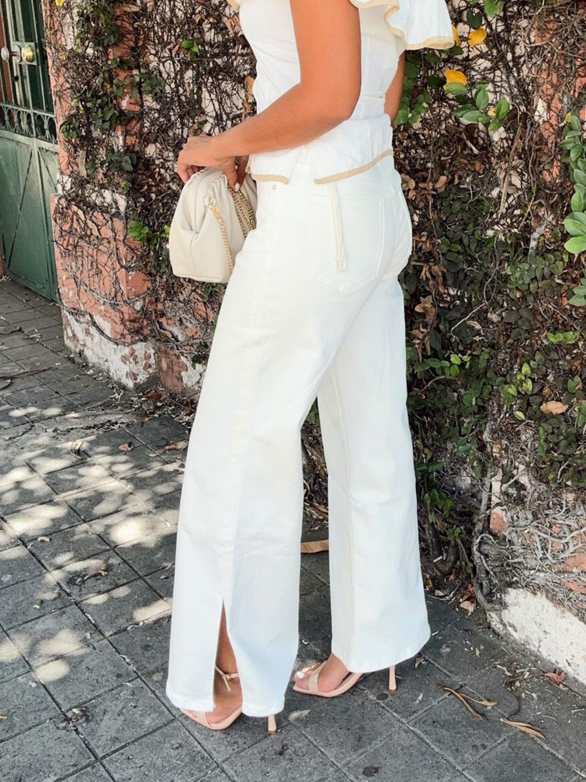 Blanca Wide-Leg Jeans