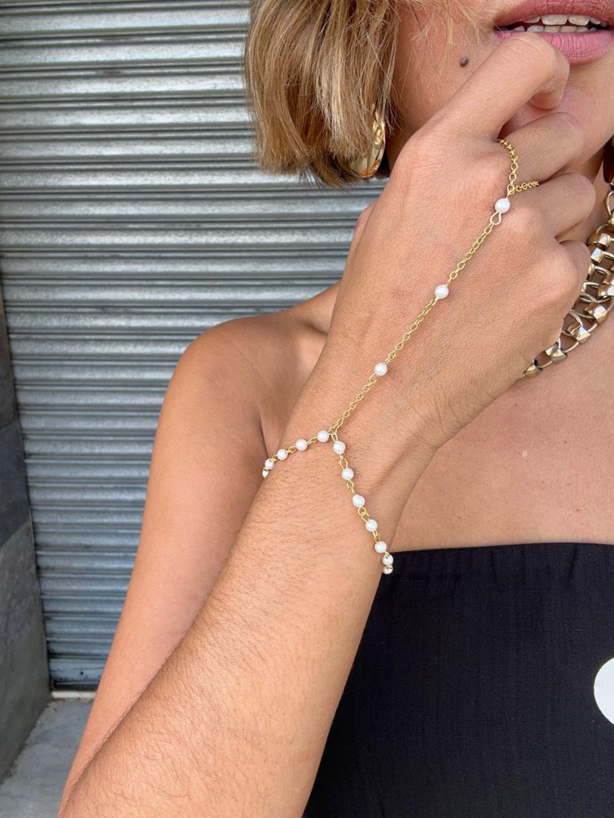 Windsor 18K Gold Non-Tarnish Pearl Hand Chain Bracelet