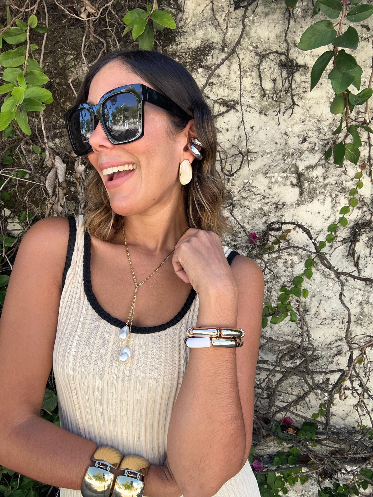 Cove 18K Gold Non-Tarnish Chunky Resin Bangle Set