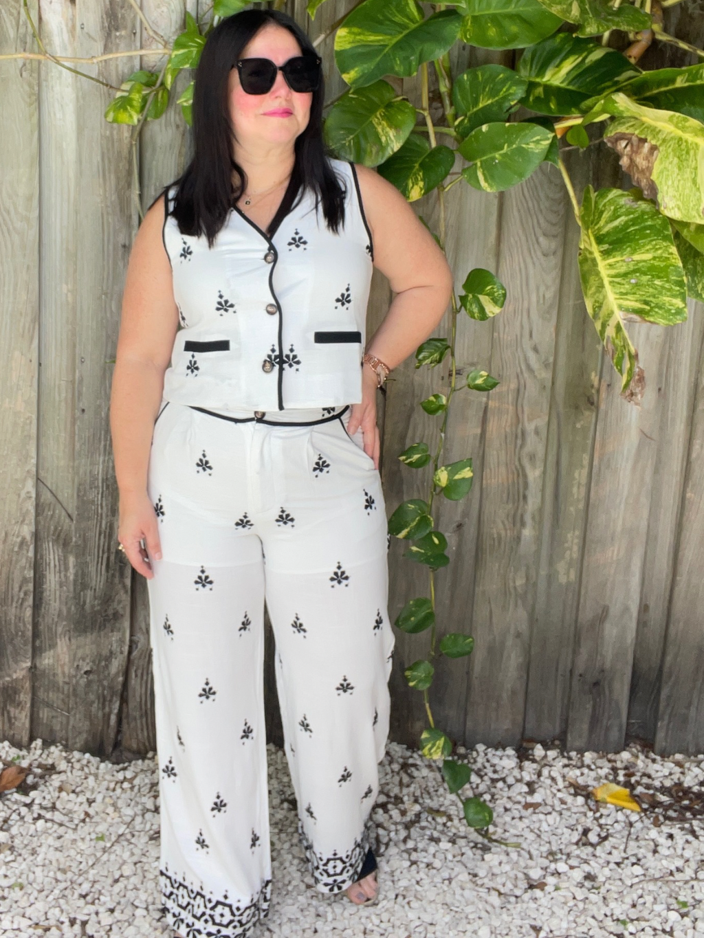 Chic Fit Embroidered Vest & Wide Leg Pants Set