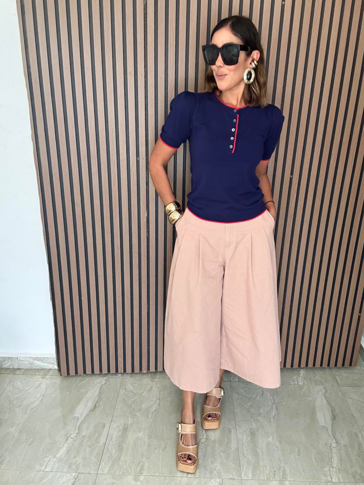 Floating Hearts Contrast Edge Top