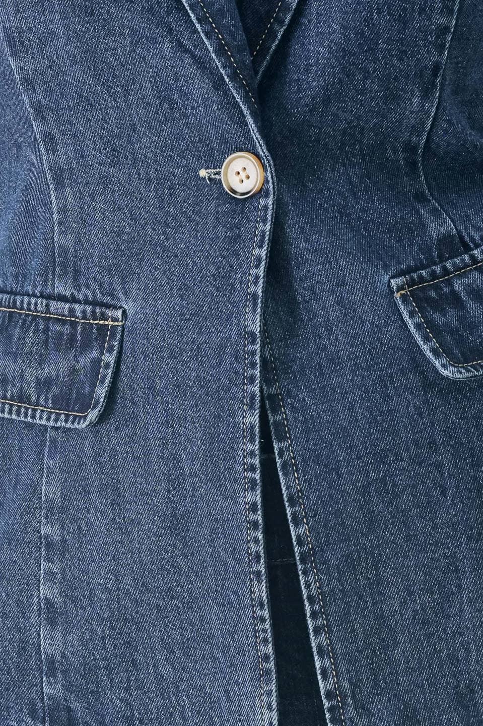 The Shortcut to Chic Denim Blazer