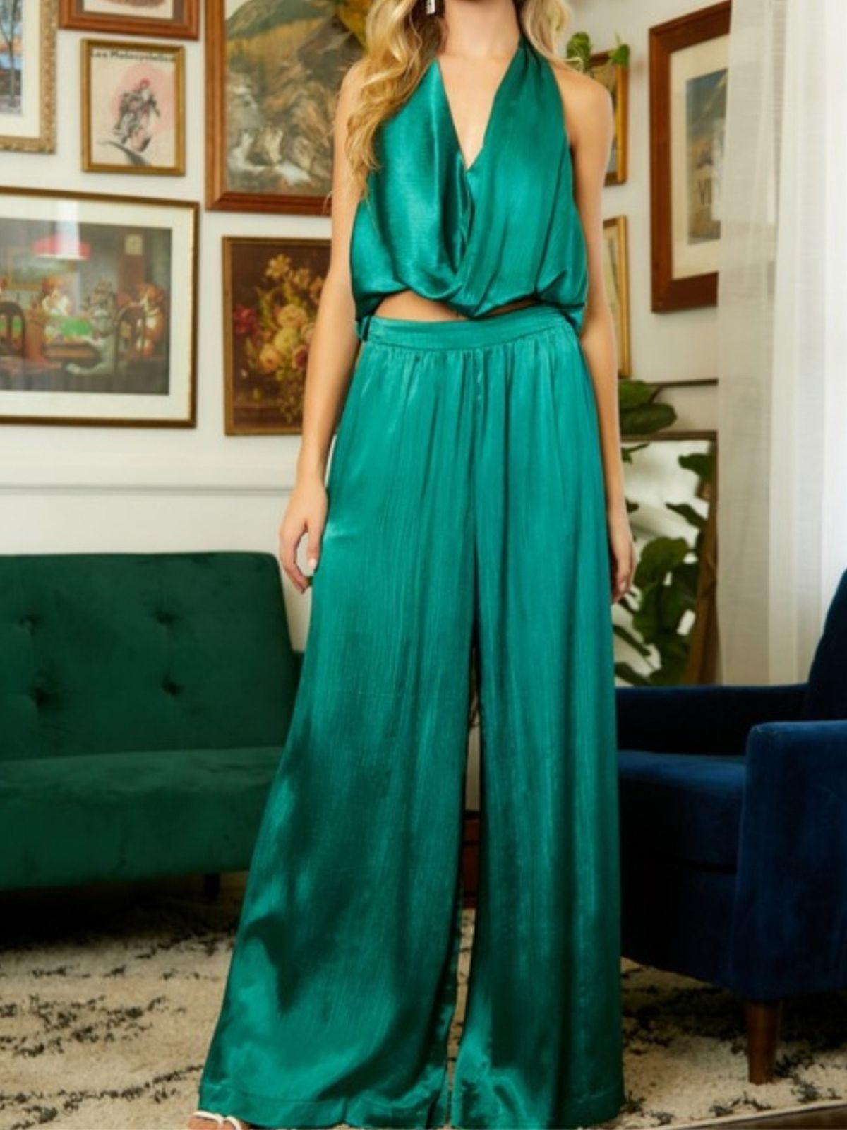 Vero Code Crinkle Pants